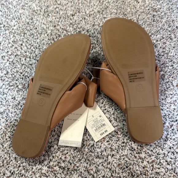 A New Day Women's Bow Knot Slide Sandals Brown Size 7 Slip-On - Picture 2 of 2